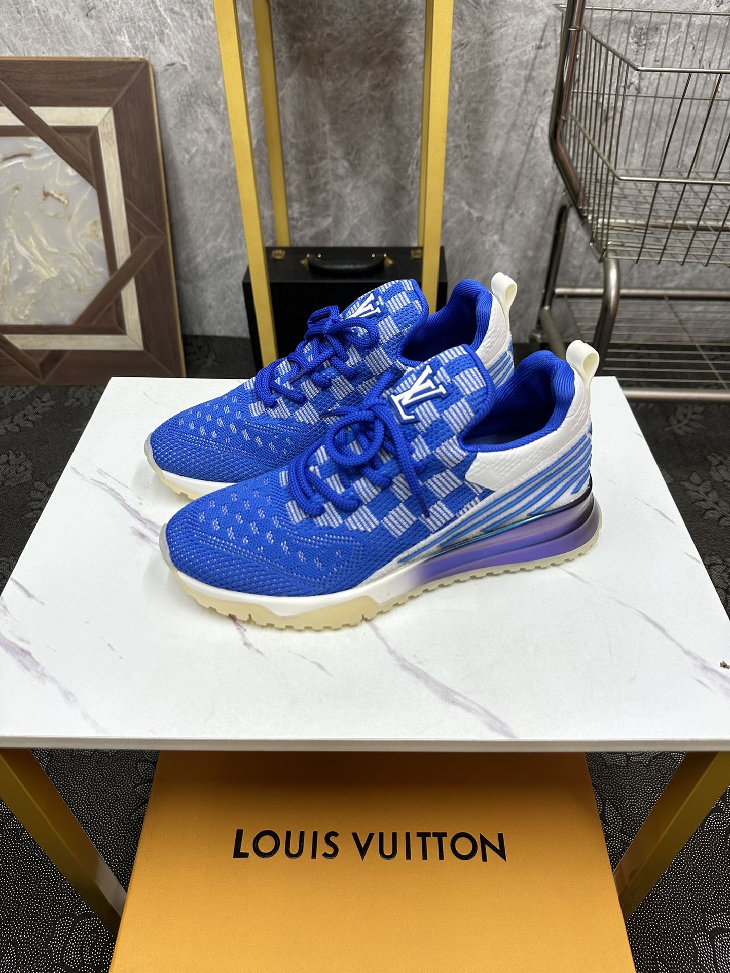 Louis Vuitton Low Shoes